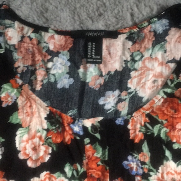 FINAL PRICE F21 floral romper - Picture 6 of 7